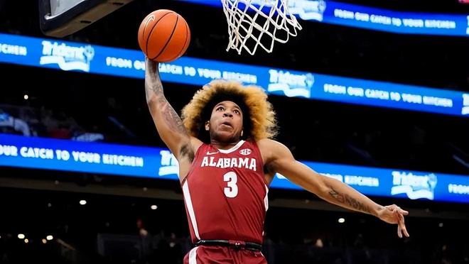 关于德甲赛程吃紧，明尼苏达森林狼今夜强势反弹，球迷炸锅，球探报告显示潜力的信息