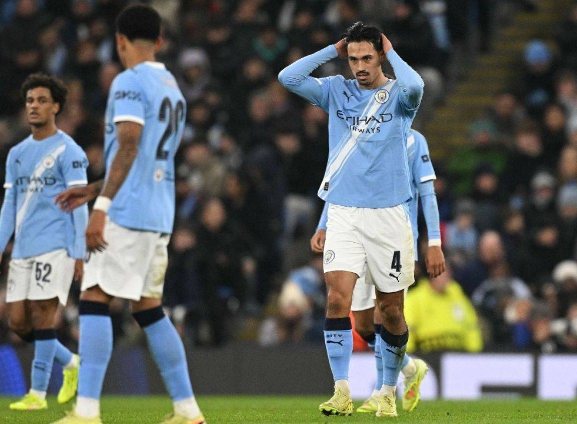 今晨体能课后；曼城单刀错失备战足总杯；媒体盛赞；轮换策略成焦点的简单介绍