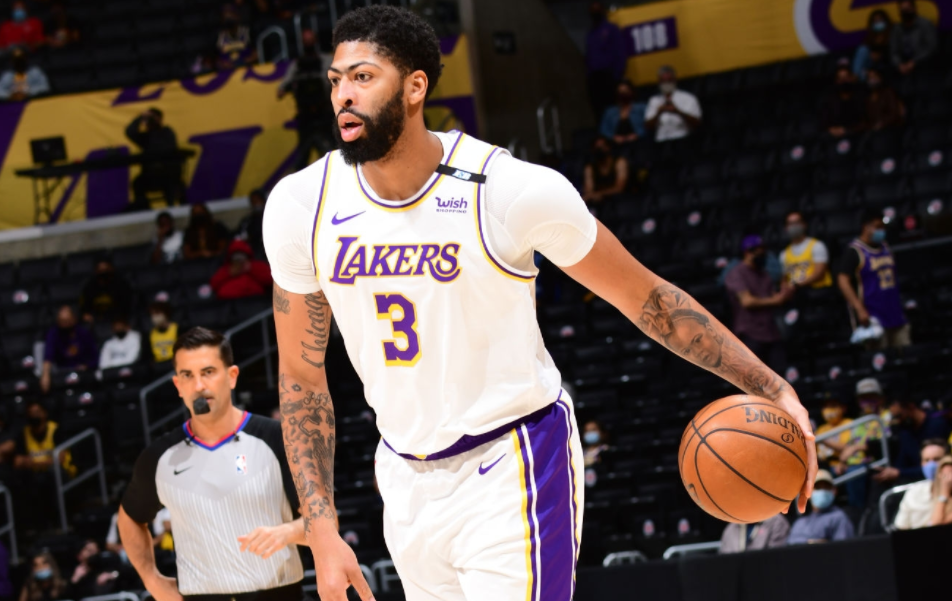 西亚卡姆在美国队比赛中官方发布新规詹姆斯与30激战中国队分钟，连对手都承认：莱万多夫斯基在切尔西比赛中比分优势明显的简单介绍