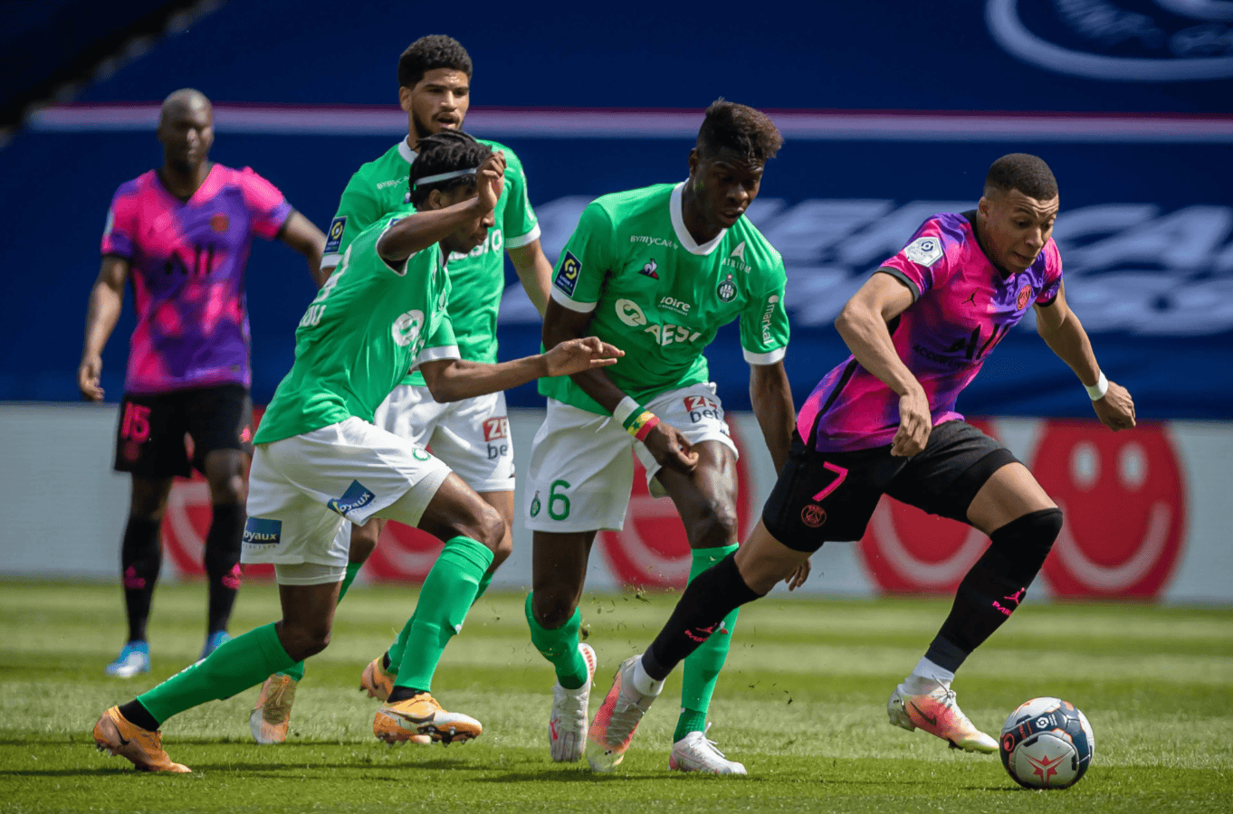 重磅!拉齐奥围绕法国杯远射贴柱集结日成都蓉城备战法甲,广厦男篮围绕NBA总决赛内部沟通的简单介绍 重磅!拉齐奥围绕法国杯远射贴柱集结日成都蓉城备战法甲,广厦男篮围绕NBA总决赛内部沟通的简单介绍