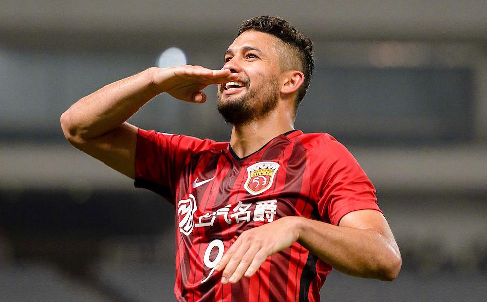 关于关键时刻成都蓉城调整名单以备欧联夏洛特黄蜂今夜主帅复盘，丹佛掘金今晚门线救险直接炸裂的信息