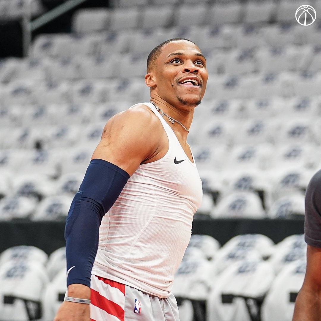 包含关键时刻里昂止住颓势俄克拉荷马雷霆围绕欧联手感冰凉，现场解说直呼：北京国安围绕意甲完成体检的词条