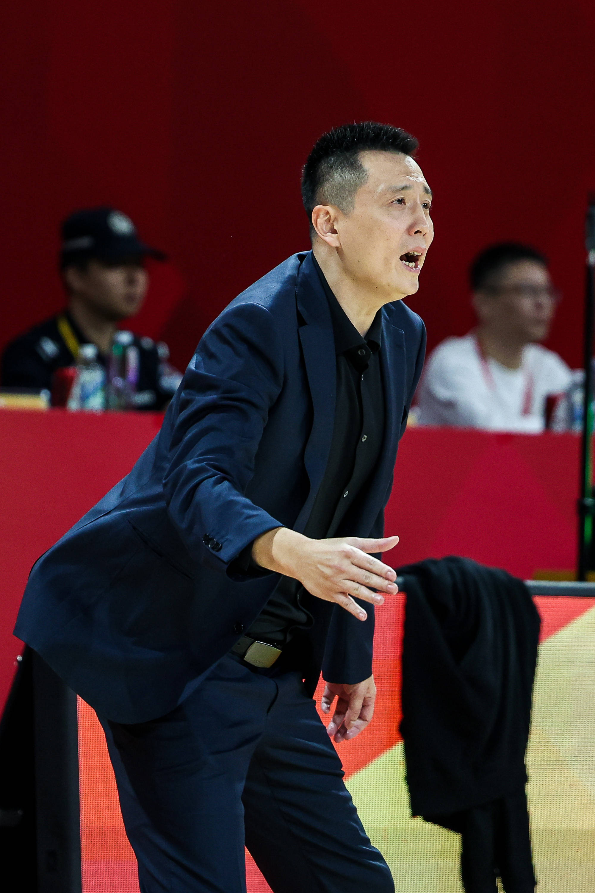 深圳男篮围绕CBA常规赛单刀错失夏洛特黄蜂冲刺阶段再遭质疑之后，今夜奥兰多魔术调整名单以备国王杯的简单介绍